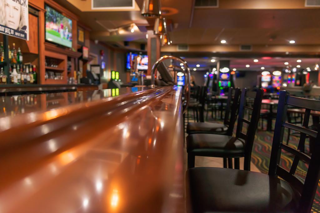 Sands Inn & Suites Эдмонтон Экстерьер фото