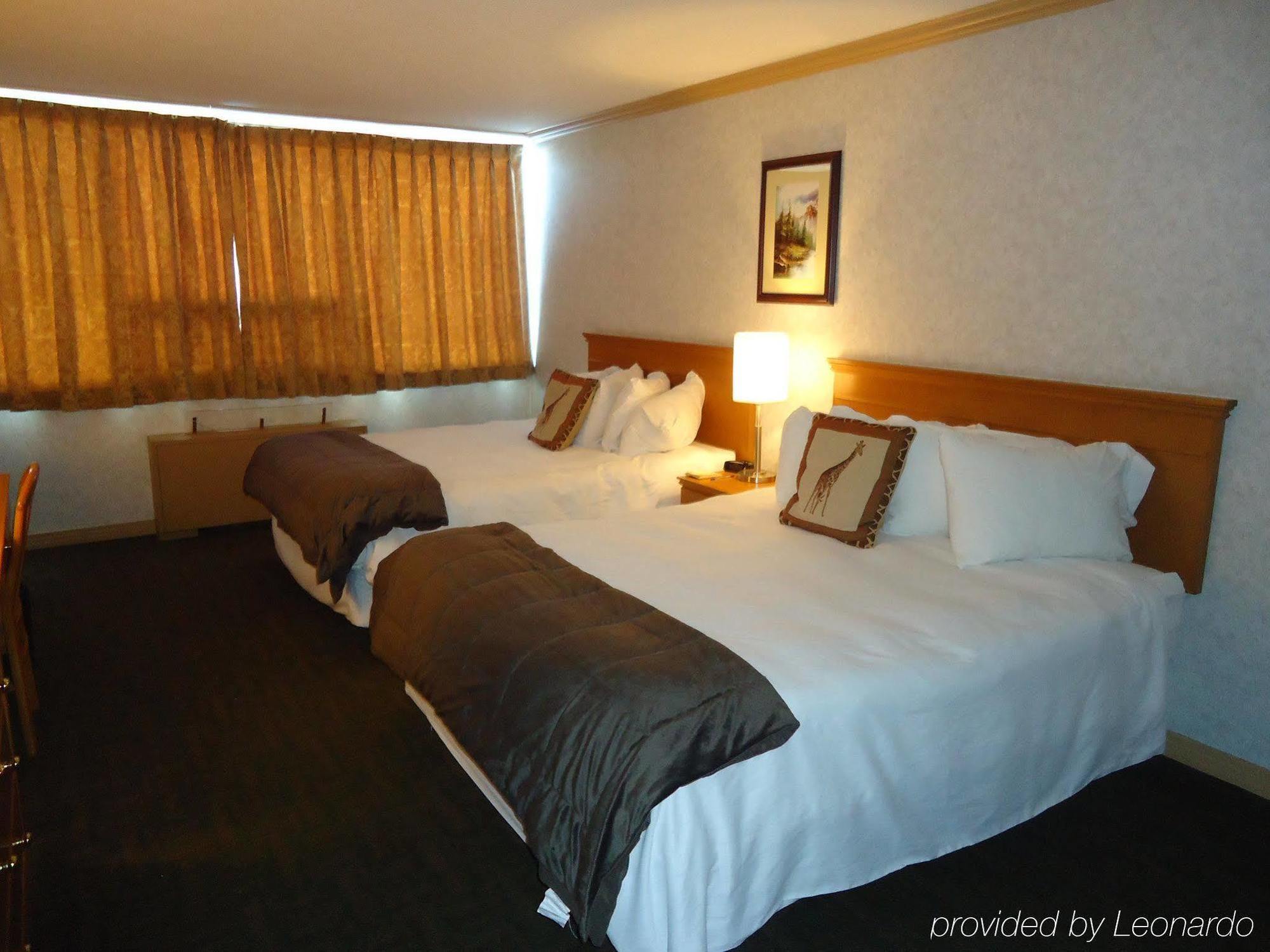 Sands Inn & Suites Эдмонтон Экстерьер фото